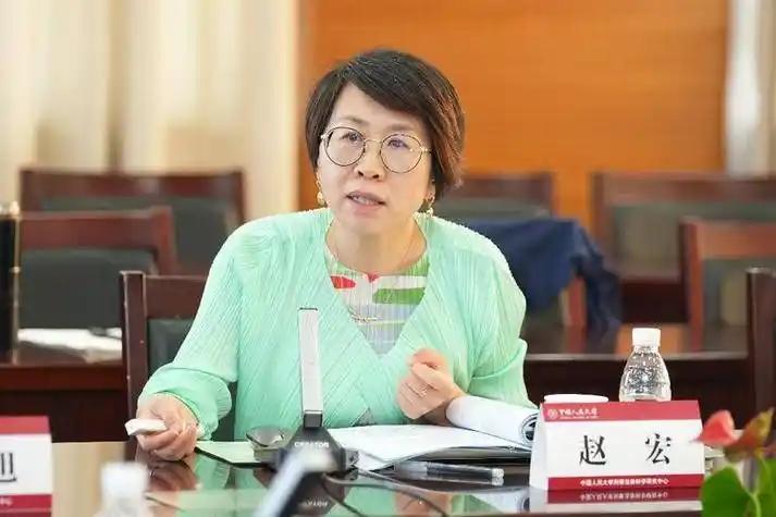 昨晚那场直播中，最能吵吵的那群“懂王”，集体哑火了！​一场复旦大学沈逸教授与