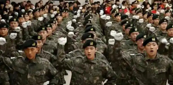 中国不觉得韩国厉害，为啥？韩国人竟然问我们，为啥觉得他们