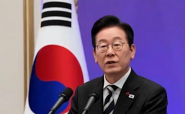 韩国总统李在明居然给朝鲜道歉了！不是开玩笑，是真的道歉了。4月6日，李在明在