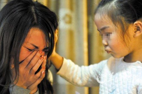 闺蜜无意间说了一句话：你一个留守妇女，老公常年不在家，你都可以找一个男朋友了。
