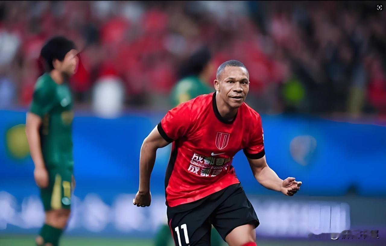 席尔瓦的爆发远没有结束！至少三大因素可以支撑他的进球停不下来，去竞争一下最佳射手