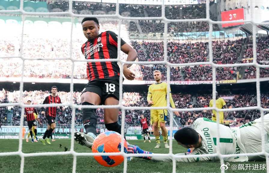 意媒丨对阵那不勒斯可能的锋线安排据Pazzidifanta报道称，莱奥和普利西奇