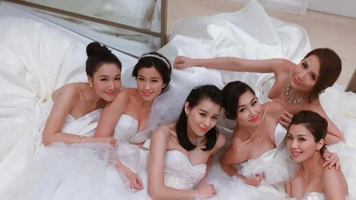 TVB六朵金花凑齐。中间这张少了谁?TVB女演员tvb众演员TVB一姐