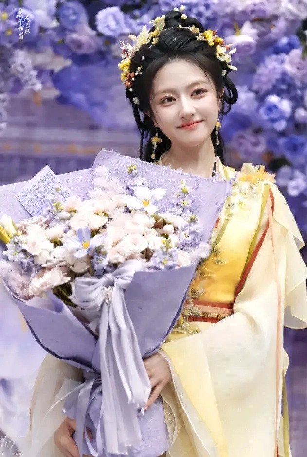 李兰迪《千夜奇谭》妆造不错！最近播的很多宅斗剧女演员妆造都很显老，很有少妇感，不