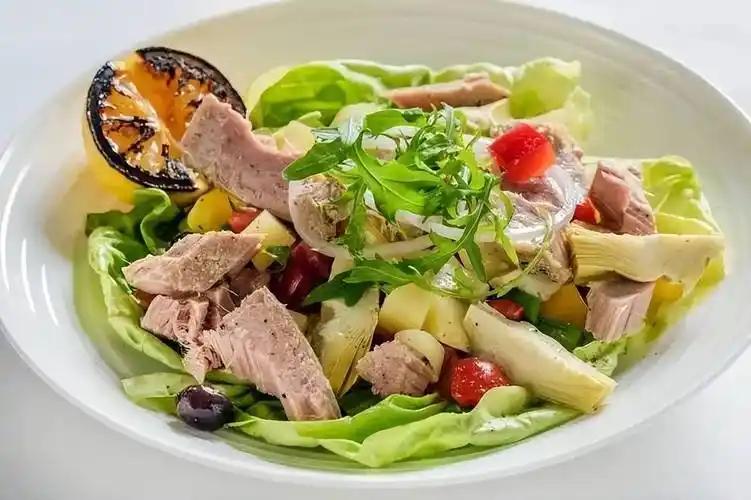 吃得越清淡越怕冷？医生提醒：长期清淡饮食会伤脾阳你发现没？有人顿顿吃水煮菜、喝