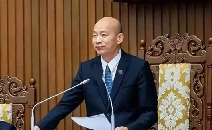 韩国瑜访美全程大放厥词放飞自我，韩国瑜一番媚美言论当场遭美方冷遇打脸，岛内左翼一