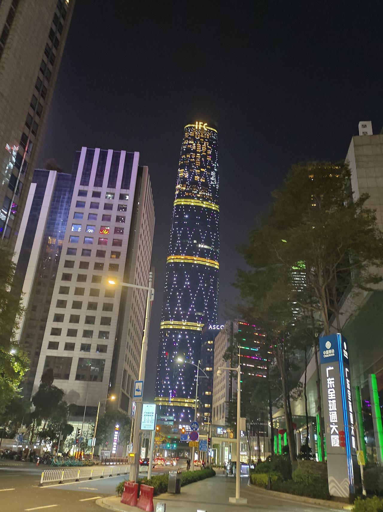 人这一辈子，过得好不好，拼的从来不是财富，而是心态。乐观是人生标配。尼采曾