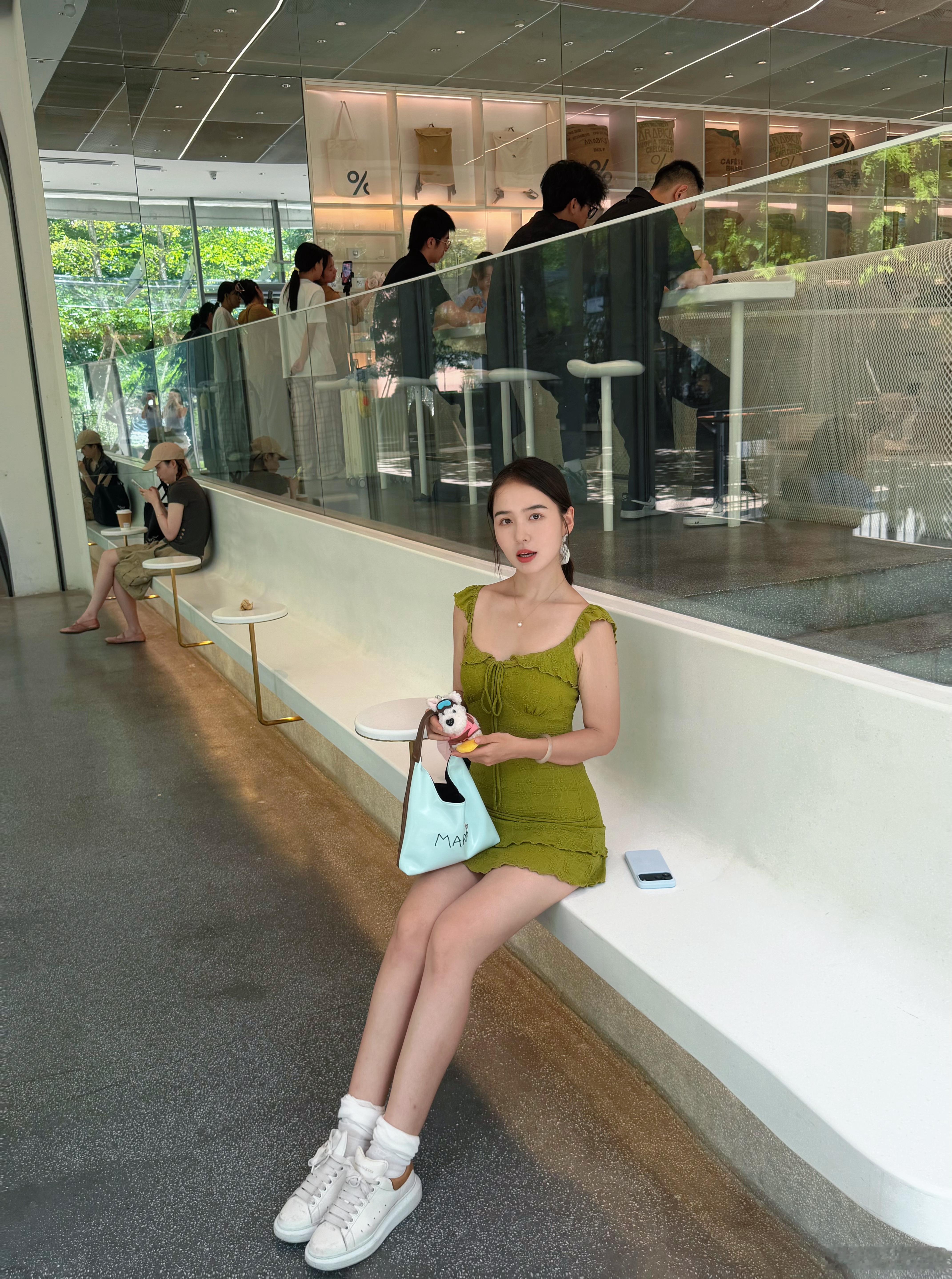 绿意盎然