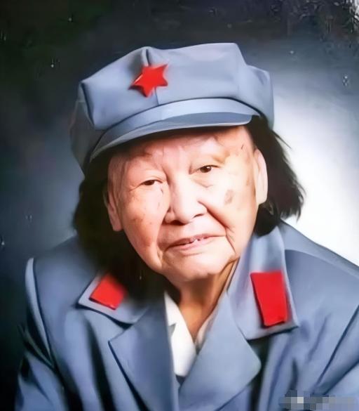 1950年，美女匪首吴珍子在甘肃被俘，面对审问，她红着眼，对审讯人员说："实不相