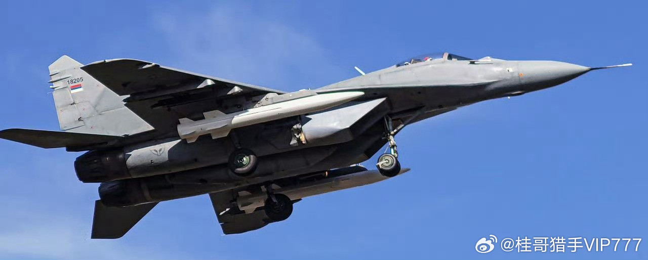 桂哥评：美国这一场侵略战争一打，全世界都知道美国拉完了，原来东大的武器，才是最好