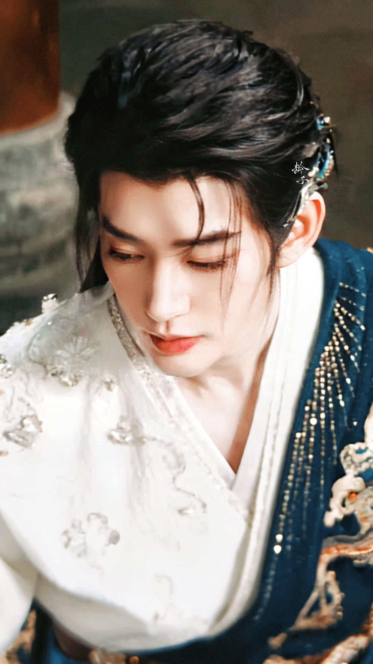 郭敬明发百妖谱原始帧♡邓为司狂澜今天对你的喜欢多于昨天，却远不及明天。✨🐱邓为