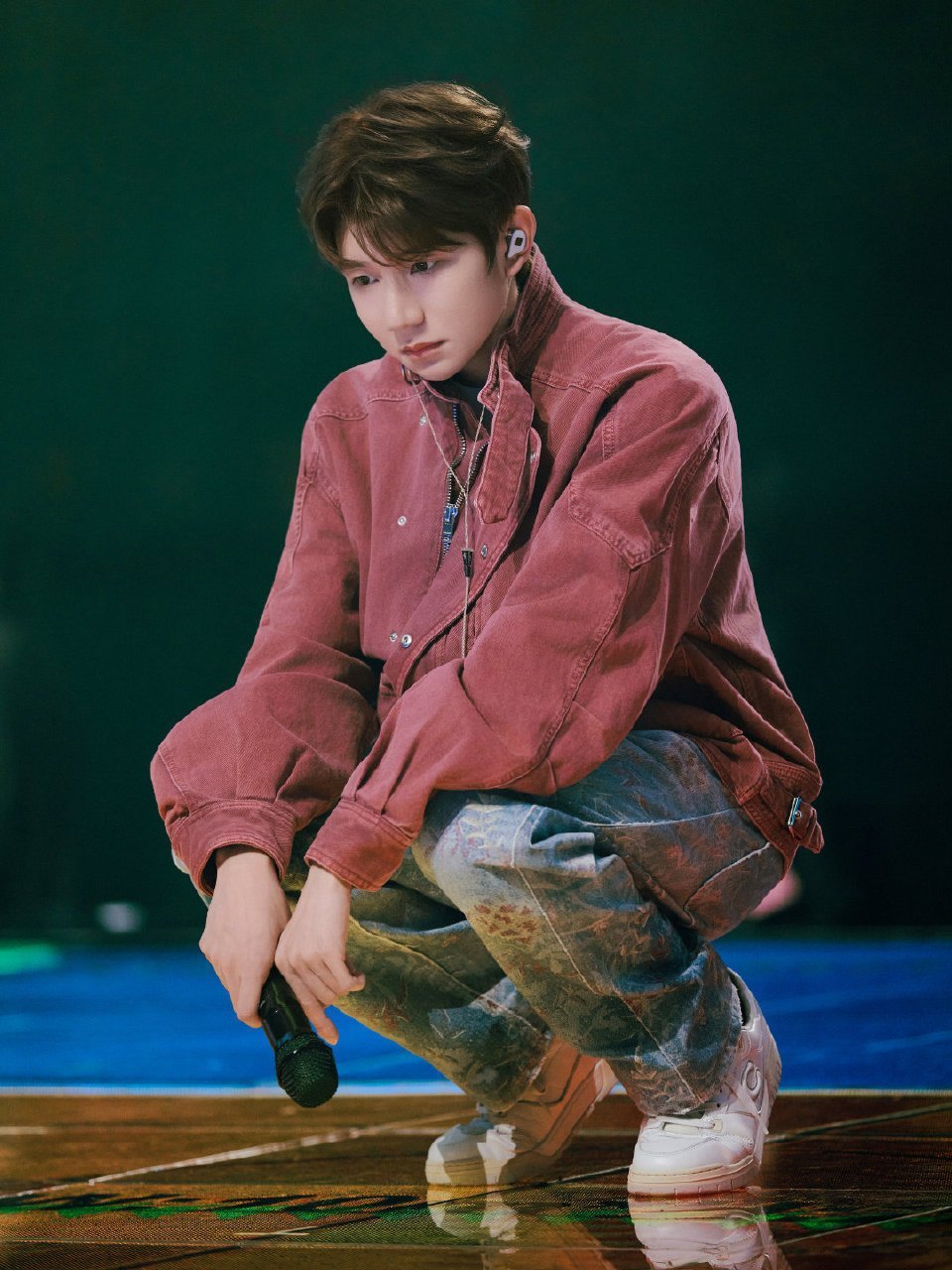 王源跨年晚会彩排出图超级期待今晚的爱豆源源了