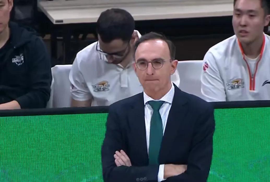 辽宁男篮俱乐部管理层要明智的话，他们会让乌戈长期执教下去的。就怕随着时间的推移