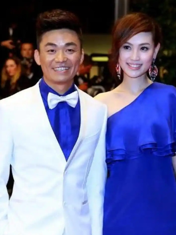 5000万十年败光？离婚后两人差距惊人！马蓉为了交房租卖包，王宝强狂赚百亿，