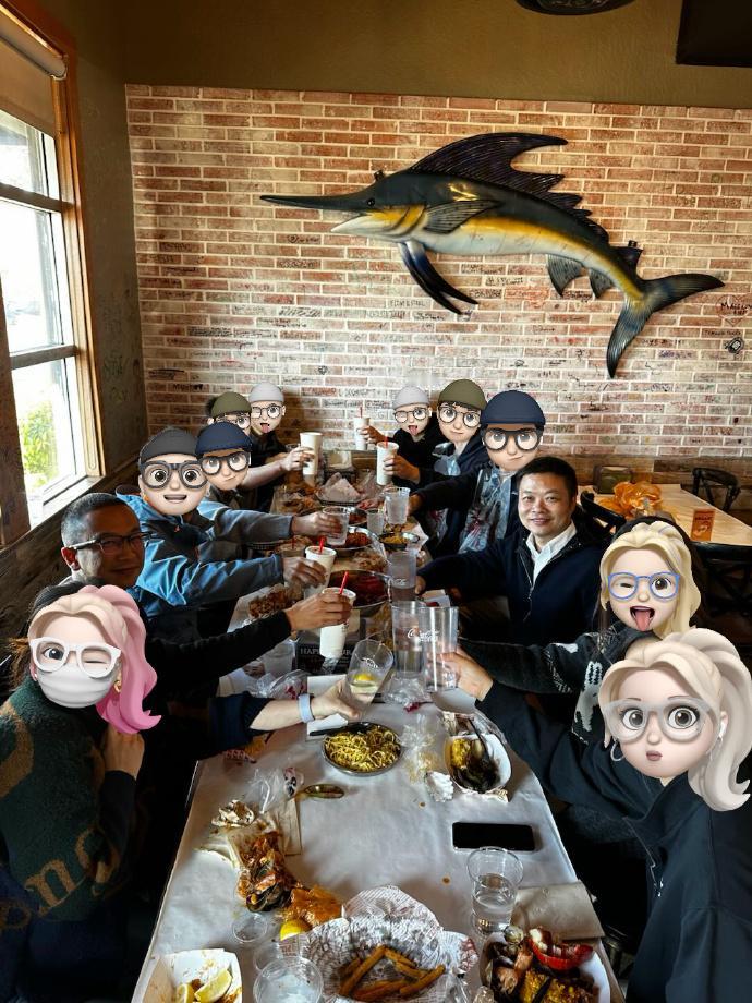 何小鹏又打赌了昨天（12月11日），何小鹏又以公开的方式和自己公司的智驾团队