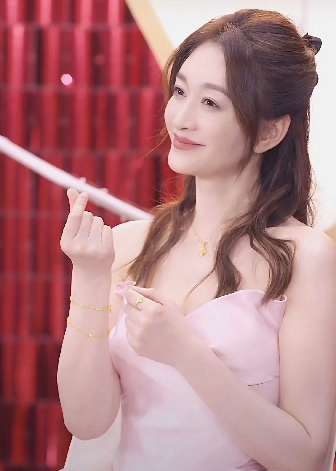 李小冉还是来晚一步你好星期六谁被李小冉这波操作笑到停不下来！一开始没报名丁程