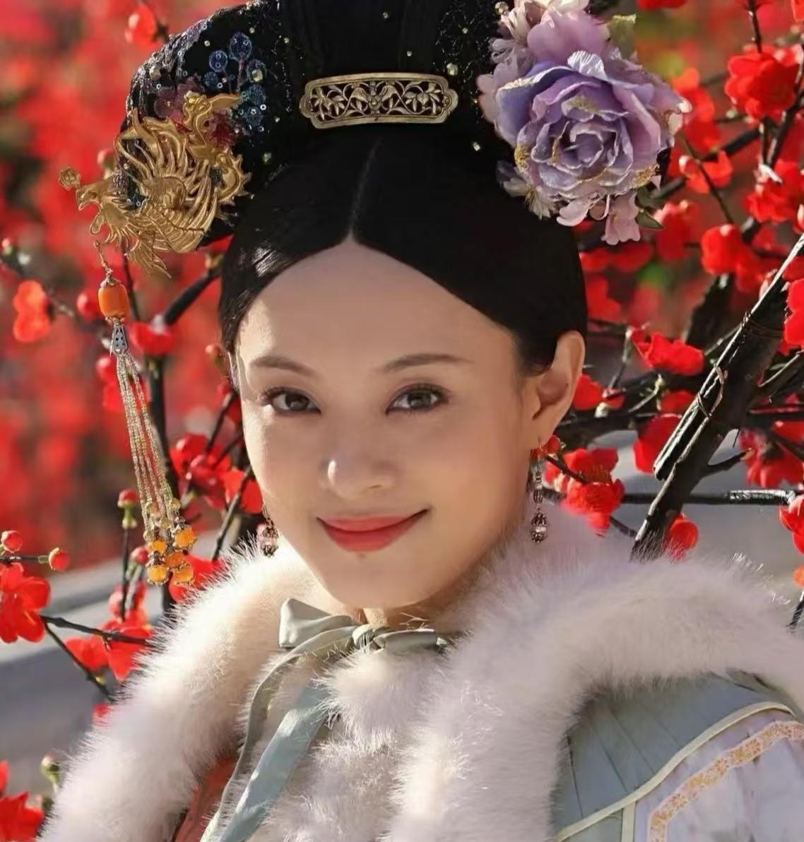 孙俪的唇下痣没了，很多网友说娘娘变得没有特色。这观点没法认同，主要有3方面的解