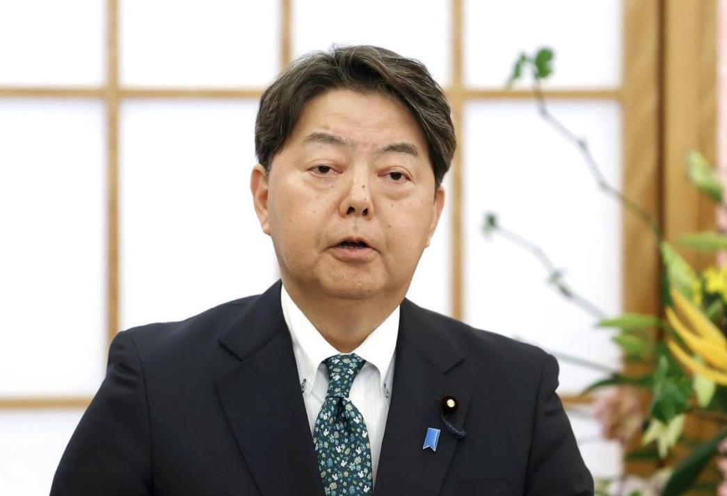 日本对中俄联合声明提出抗议！在中俄发表联合声明之后，5月9日，日本官房长官林芳