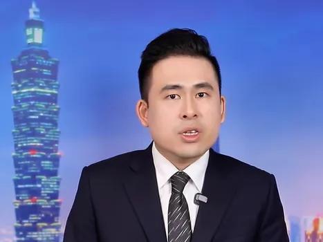 有网友说王炳忠与“馆长”和解是失格，说他过于去舔“馆长”，“馆长”之前还骂过他的