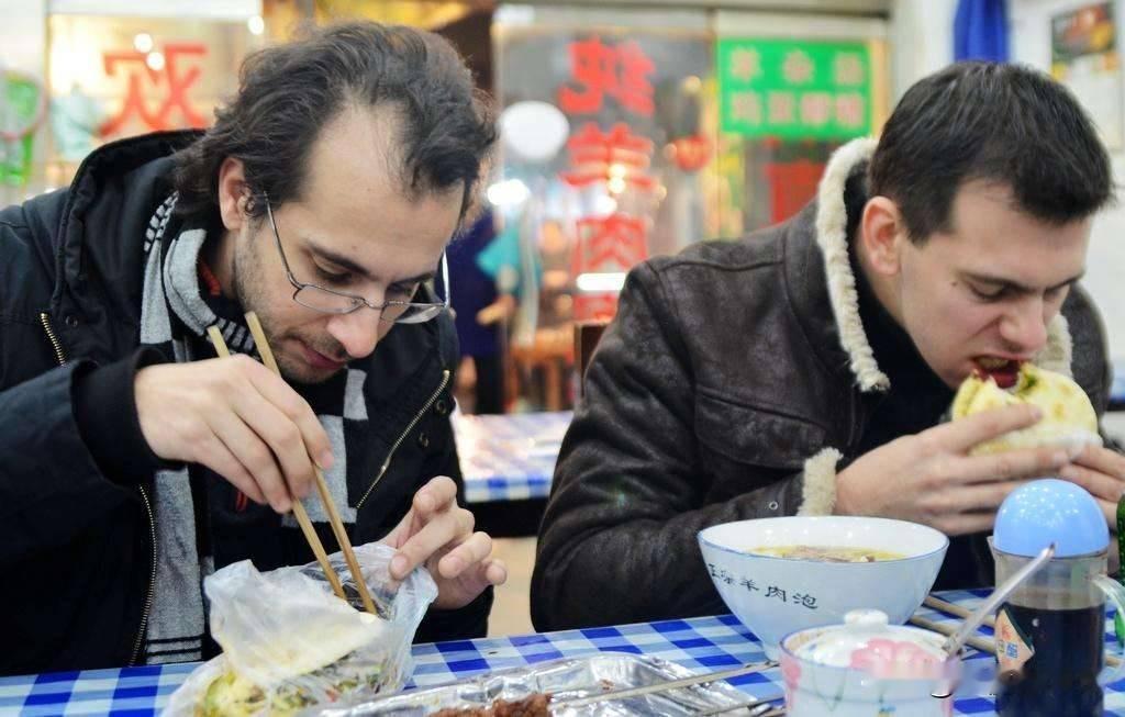 美国富豪与肉夹馍的故事　　杰克逊·米勒，今年52岁，在华尔街做了25年
