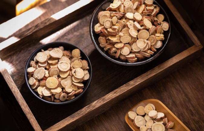 为什么现代人肝郁脾虚的人越来越多？伴随着生活压力越来越大，很多人