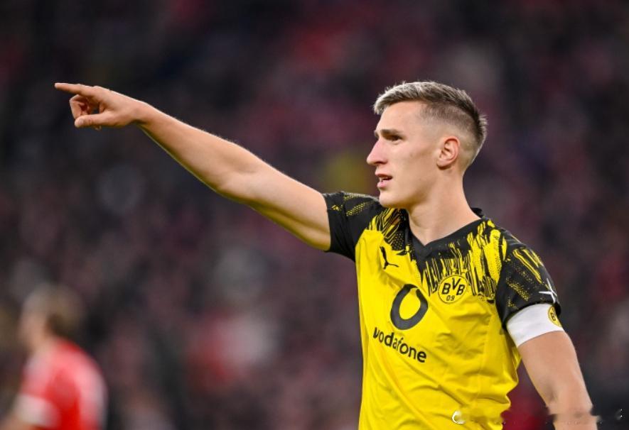 皇马跟队记者Rodra撰文更新了皇马在转会方面的最新动向，并表示：随着阿拉巴即将