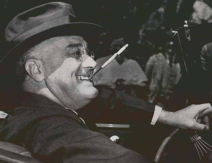 同样是经济危机，但现在的美国，已经没有人能复制罗斯福新政。很多人以为罗斯福新