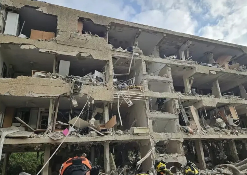 伊以虽然停火了，却给阿拉伯国家提了个醒，对付以色列这一招最管用！伊朗和以色列一