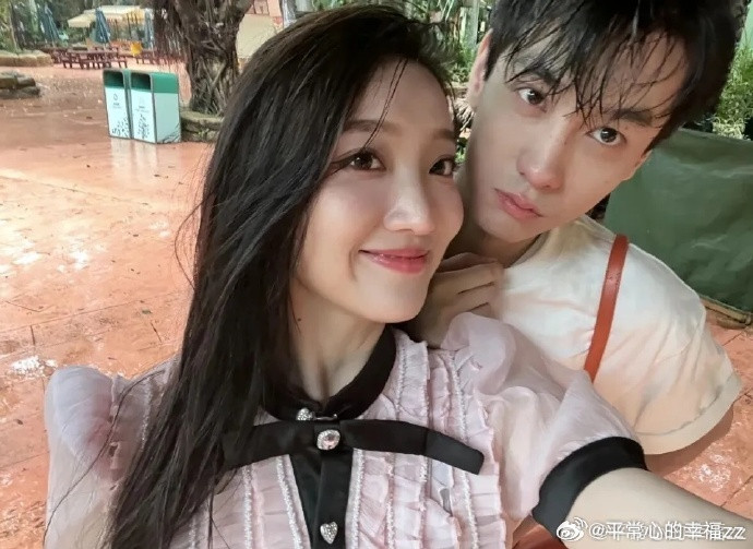 九成美若若聊天记录热点观点﻿九成美再晒拍照记录锤田栩宁：手机型号全对上，这次还