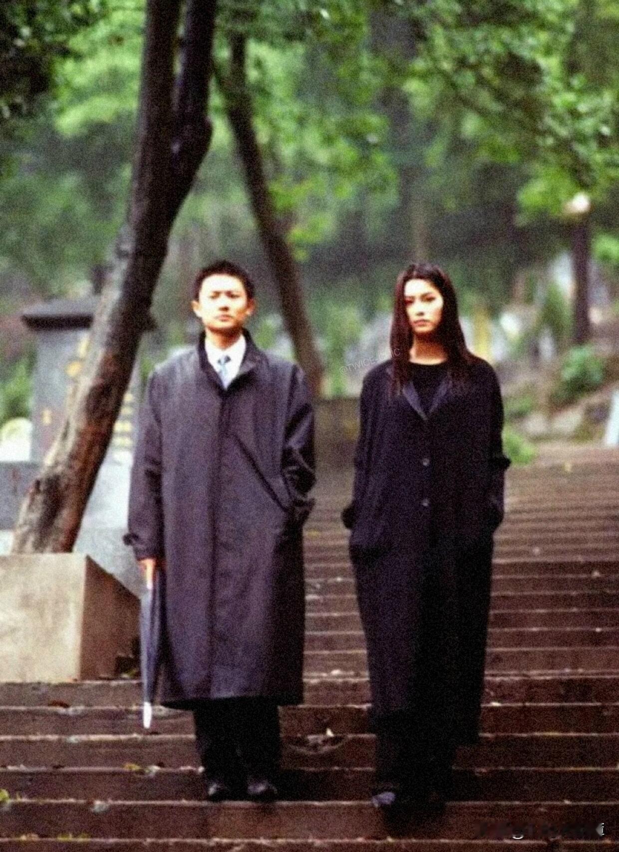 我还记得于娜那句，我只有一米七四[捂脸哭][捂脸哭]小时候看觉得她就是超模，走路带风