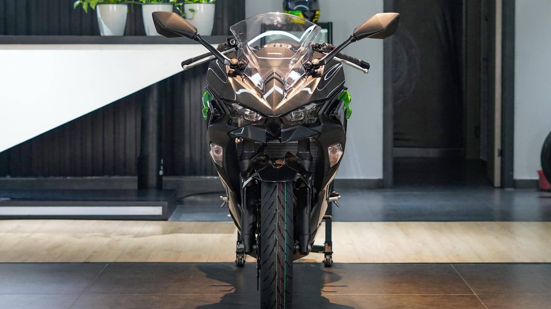 排量升级却难敌国产? 川崎Ninja500深度解析: 进口光环下的真实力