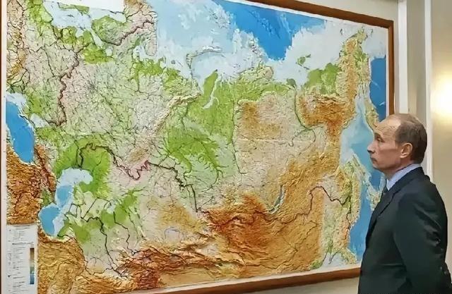 为什么美国，永不放过俄罗斯，不联合起来压制东大！在美国全球战略的迷雾中，俄罗