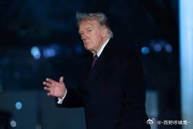 美国陷入孤立当某个大老板找你借几千块钱的时候，聪明的你应该意识到：他快要破产了