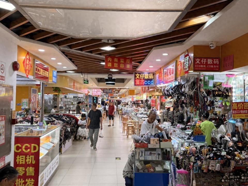 日本人倒贴钱扔的垃圾，在广州陶街翻10倍被卖成宝贝，这条灰色产业链比你想的还离谱