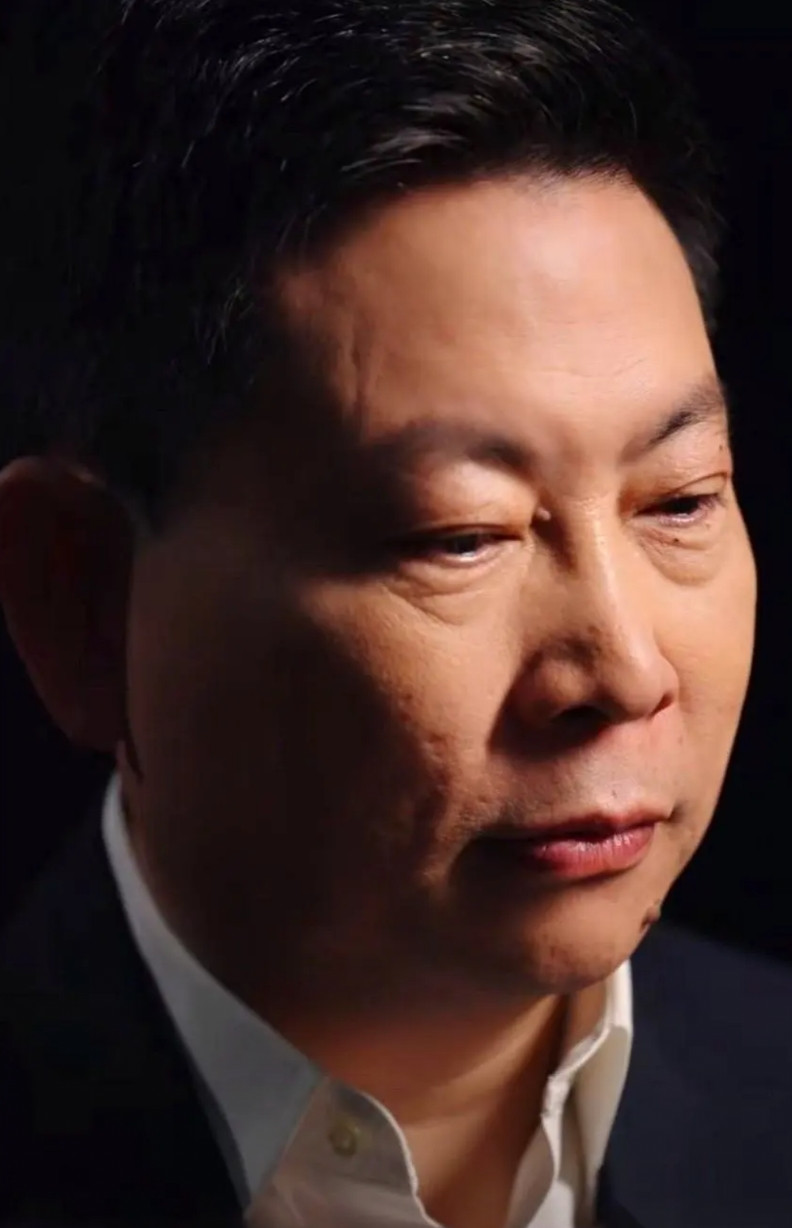 当初给余承东甩脸色的那些人，不知道现在肠子悔青了没。想合作？可以啊，跳过余承东