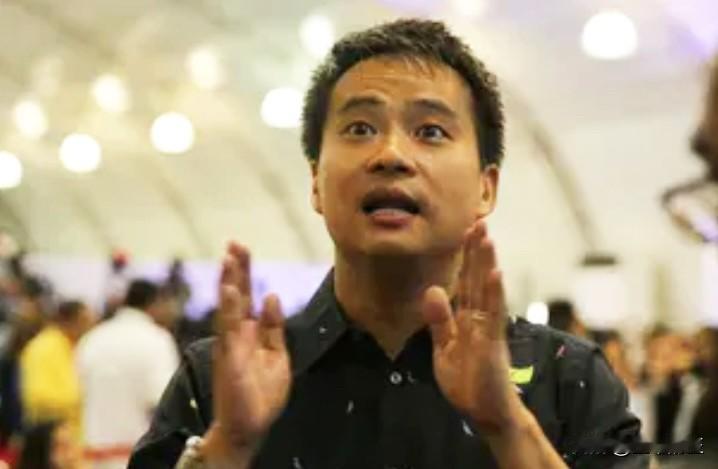 菲律宾监察专员雷穆拉周四兑现承诺，公布了其前任们对参议员乔尔·维拉纽瓦涉嫌滥用其