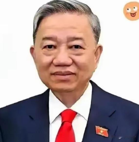 越南终于摊牌了，最近越南相关部门负责人，直接下了死命令：哪怕砸锅卖铁，那条把国家