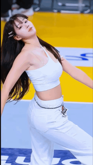 长发美女一般都很贤淑！