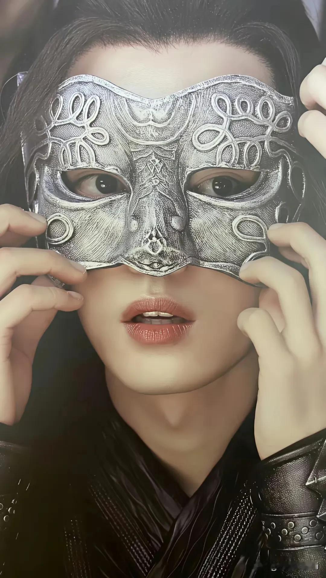 没摘面具的肖战魏无羡看起来就已经很俊美了。想不出来这样的颜值在世家公子排名才排第