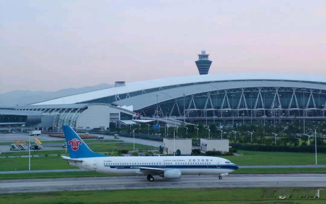 建议：白云国际机场应配筹“中国白云国际航空”，别只靠南航撑场面！广州白云机