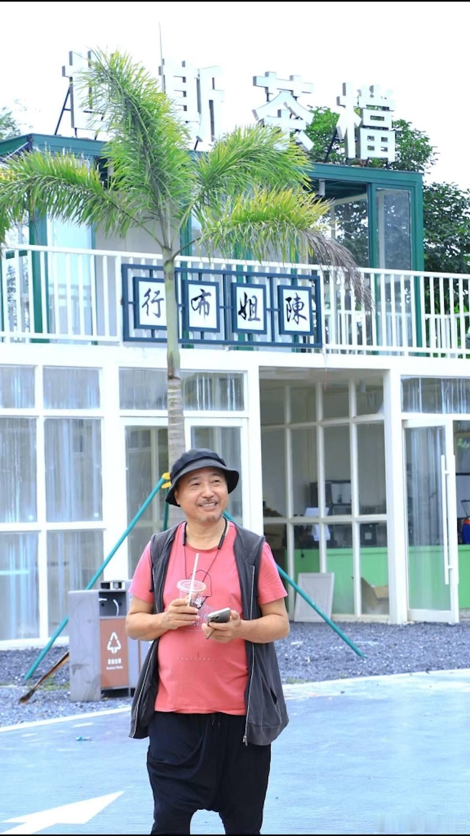 現年61歲的古明華在2020年年初離開了效力26年的TVB，轉戰內地發展，不時拍