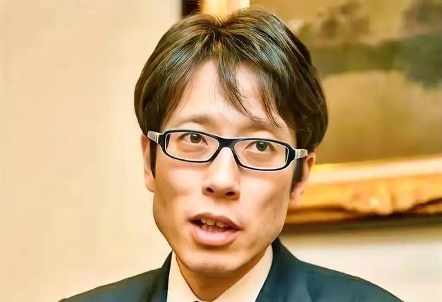 日本工学馆大学教授、作家竹田恒泰说，法国是战败国，中国在二战结束时还不存在，所以