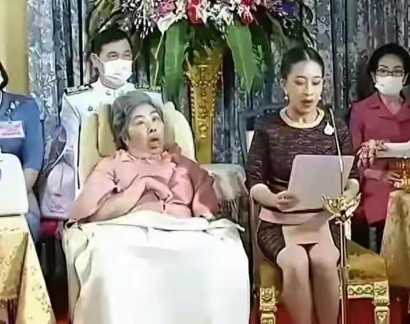 帕查拉公主不幸英年早逝，有人说她的瘫痪母亲颂莎瓦丽王妃恐怕活不长了，娘俩一起走，