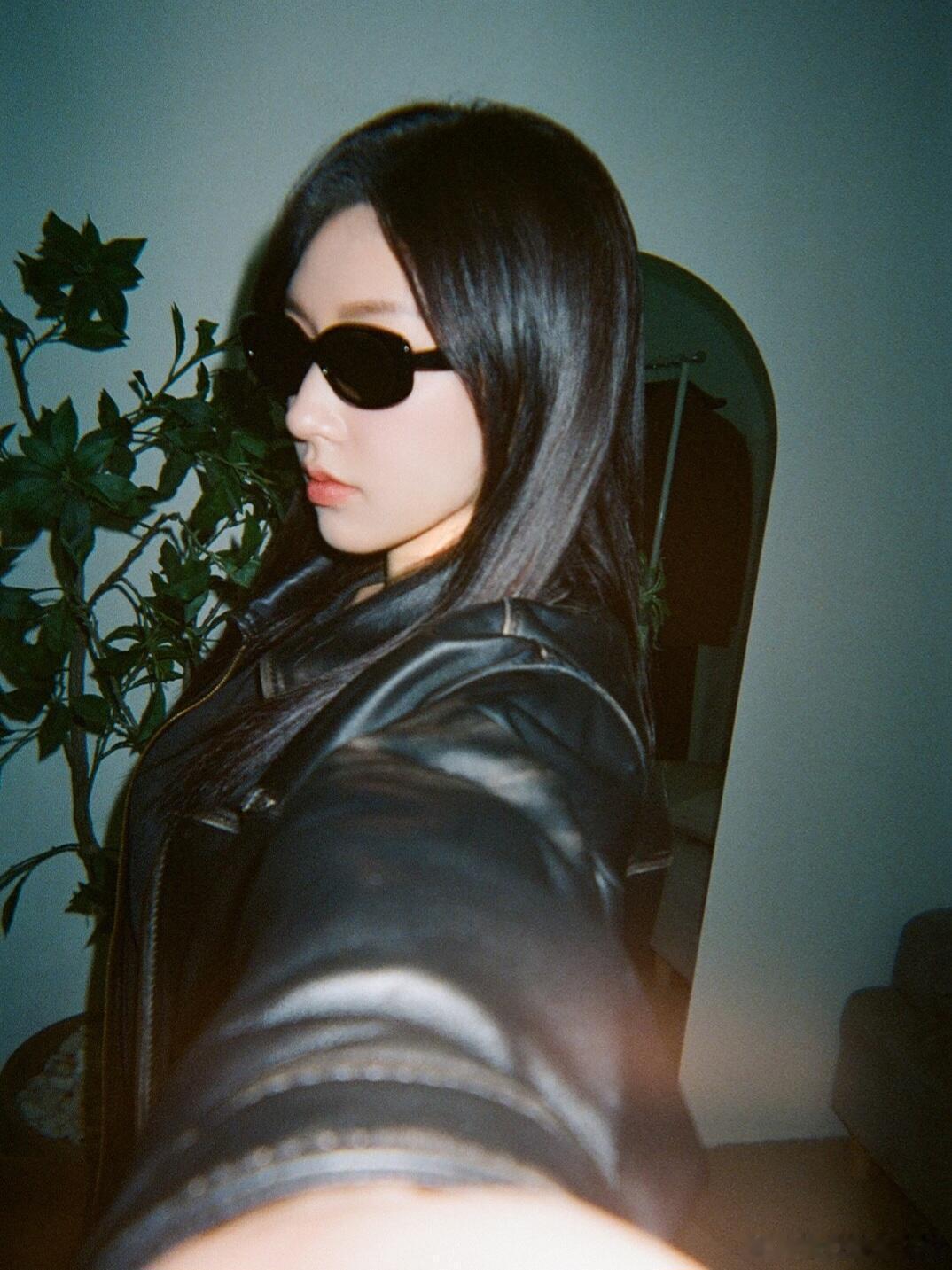 程潇COACH墨镜一戴酷girl超帅​​​