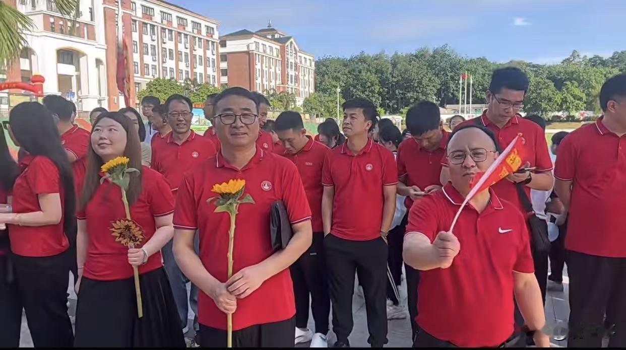 高考啦啦队父母恩