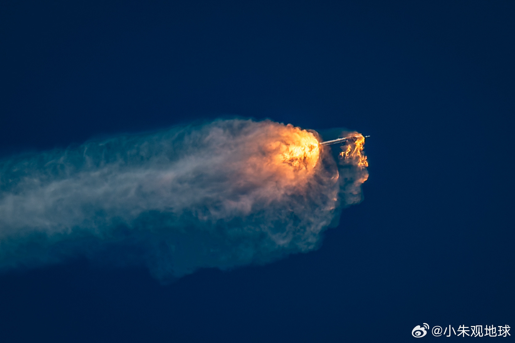 阿尔忒弥斯2号摄影