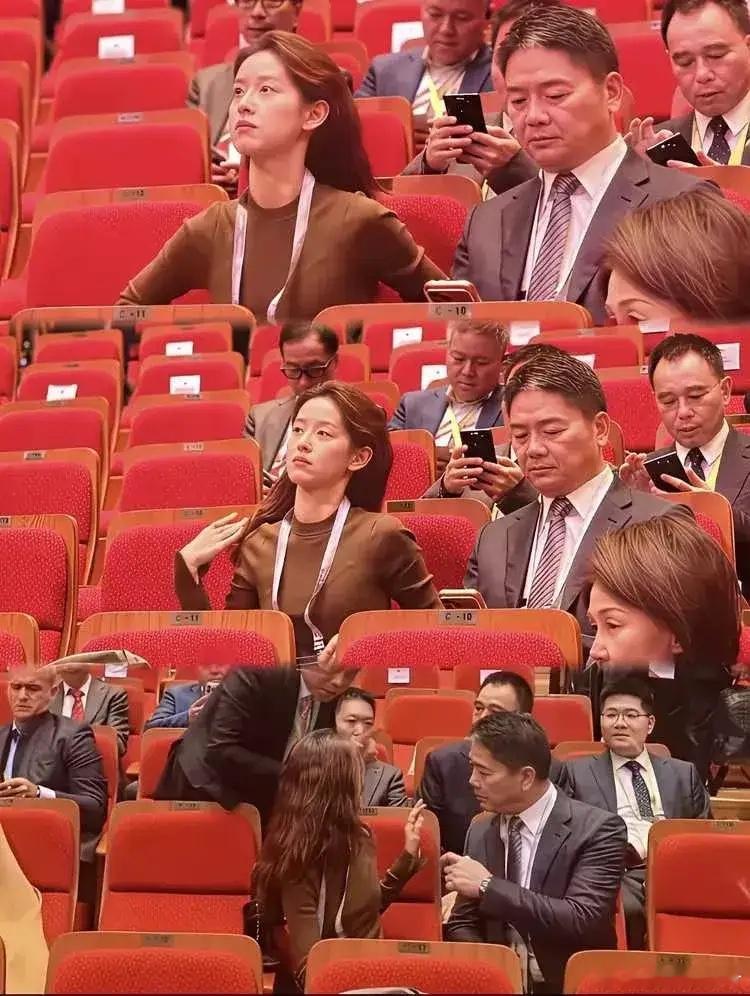 气氛似乎有点不对！​​​