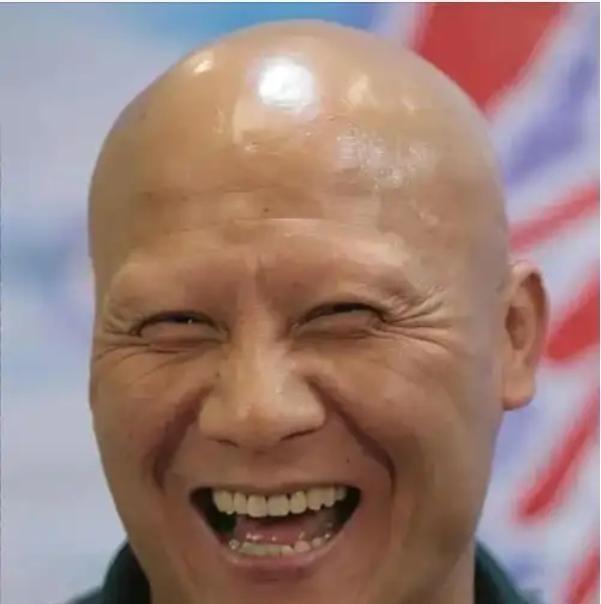 1991年，计春华在“林则徐炮台”旅游时，刚准备下山，突然迎面走来两个便衣：“请