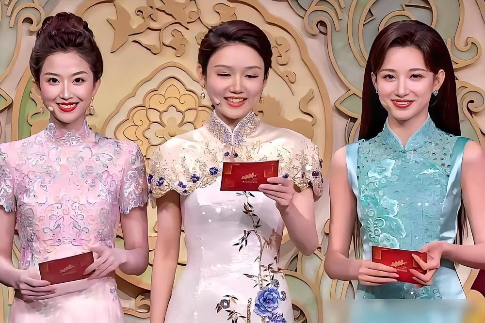 央视元宵晚会后，龙洋、刘心悦、马凡舒三位女主持的未婚状态引发热议。有人质疑她们眼