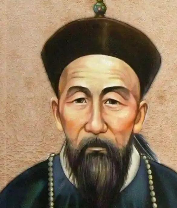 晚清，曾国藩纳了一位小妾，有一天晚上，小妾刚帮他洗完脚，这时，曾国藩想起一件事。
